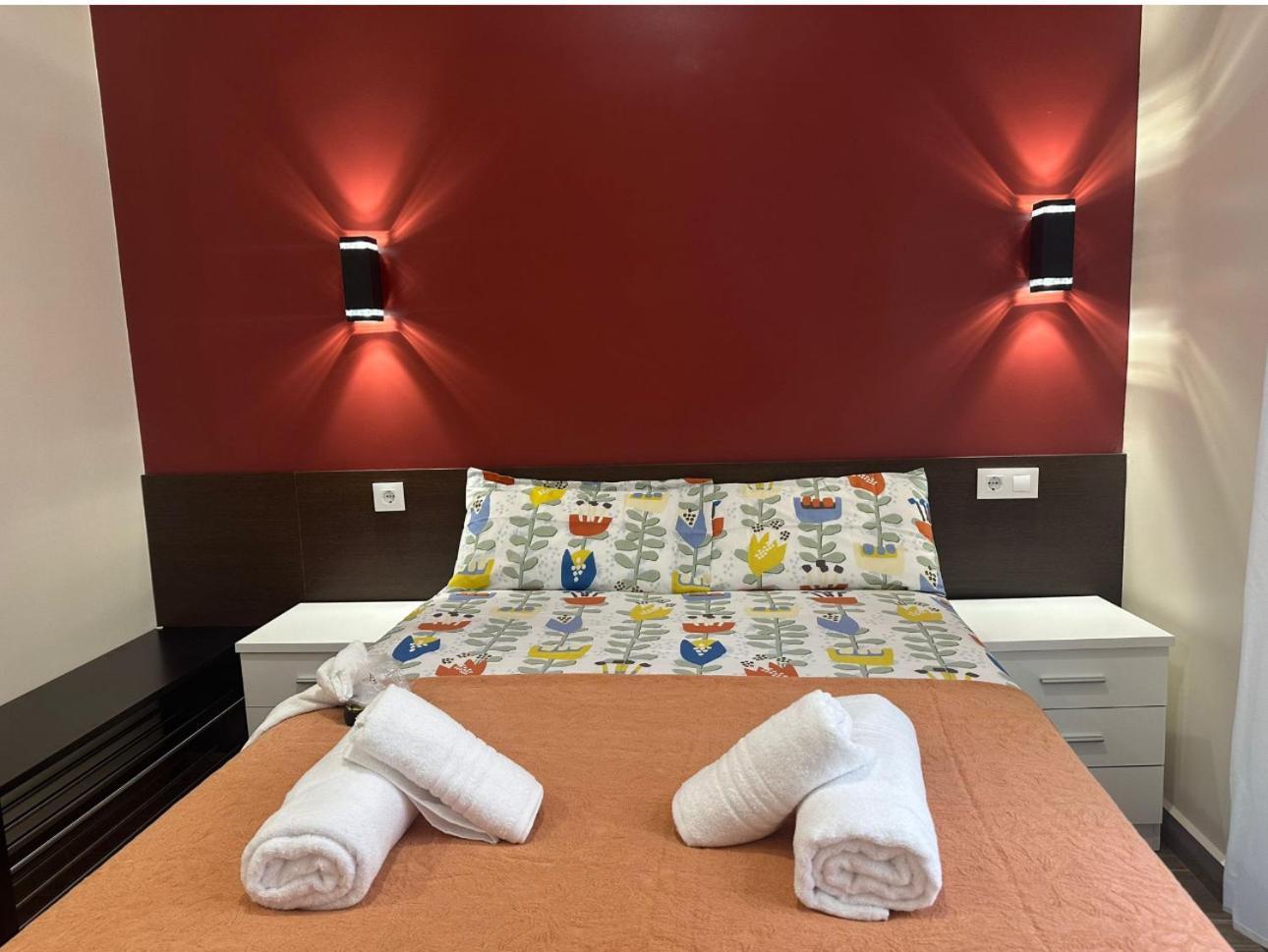 Hostal “ Infantas” Madrid Kültér fotó