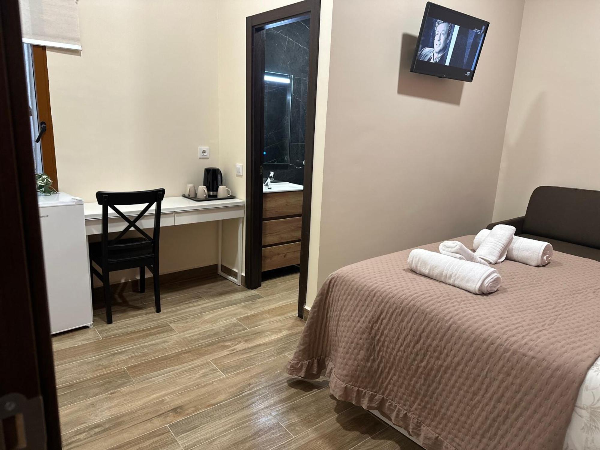 Hostal “ Infantas” Madrid Kültér fotó